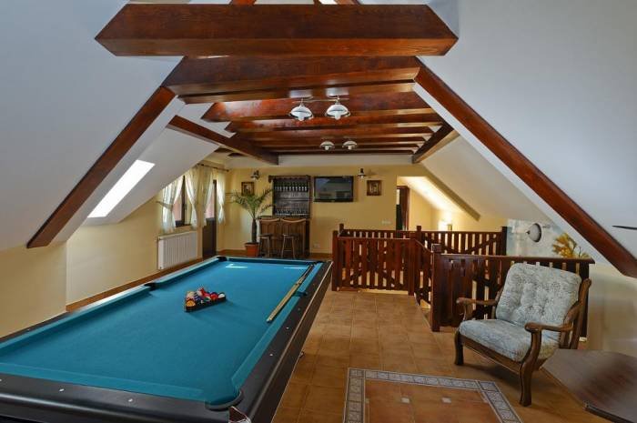  Profile Photos of Ambient Villa 5* - property rental 9 Grivitei - Photo 2 of 20