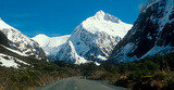  Fiordland Tours 208 Milford Road, Te Anau, New Zealand 