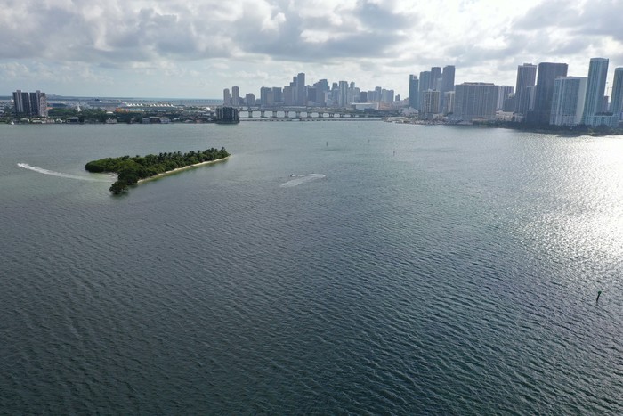  New Album of Fast Jet Ski Rental Miami Beach 1701 Collins Ave - Photo 2 of 2