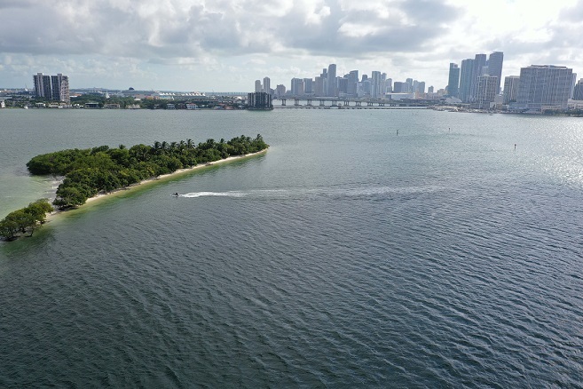  Profile Photos of Inexpensive Jet Skis Rental Miami 2301 Collins Ave - Photo 2 of 5