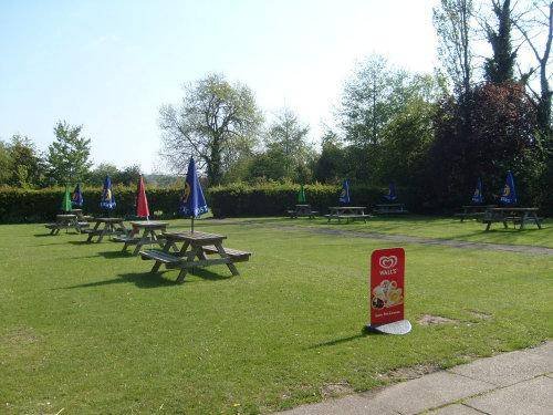  Profile Photos of The Flying Horse Inn The Lees Boughton Aluph - Photo 5 of 12