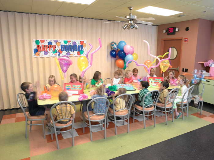 Corporate Entertainment Service Derby Derbyshire New Album of Derby Kids Entertainer 10 Nottingham Rd - Photo 3 of 8
