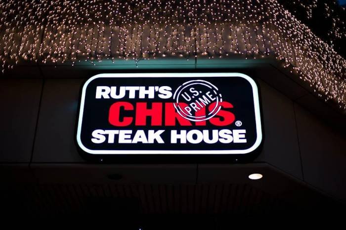  Profile Photos of Ruth's Chris Steak House San Antonio Downtown 1170 East Commerce Street - Photo 5 of 18