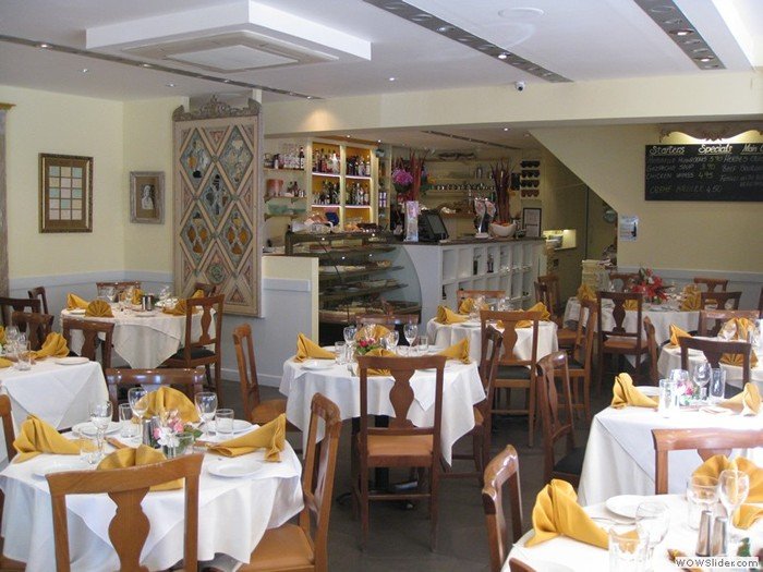  Fellini of Fellini Restaurant 294 Uxbridge Road - Photo 9 of 24