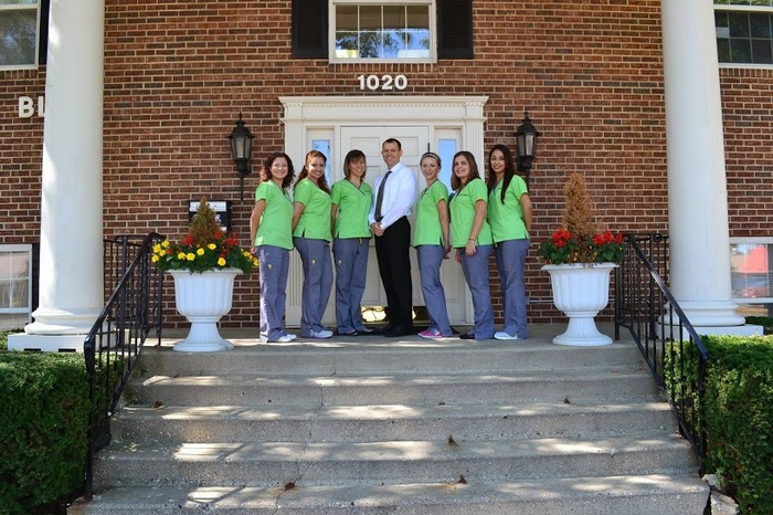 Orthodontic Experts West Harwood Heights Orthodontic Experts West of Orthodontic Experts West 4709 N Harlem Ave - Photo 4 of 9