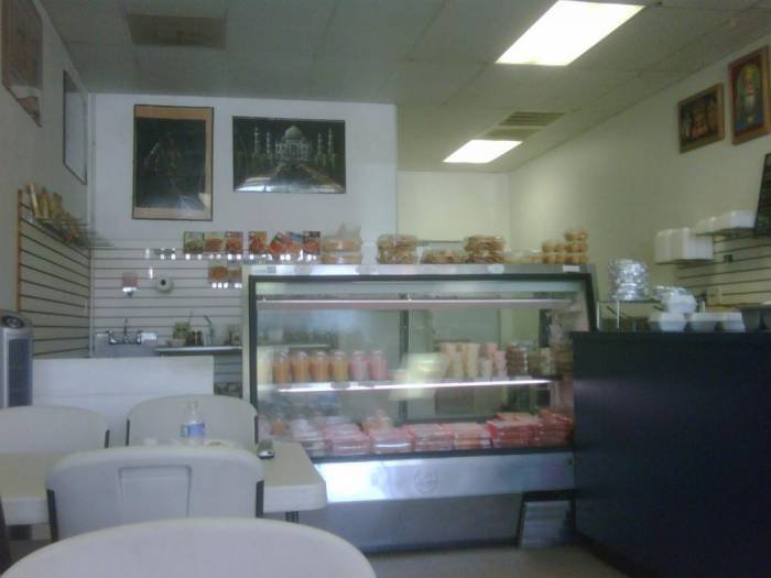  Profile Photos of Curry in Hurry Parmer Lane 2121 W Parmer Lane - Photo 1 of 17