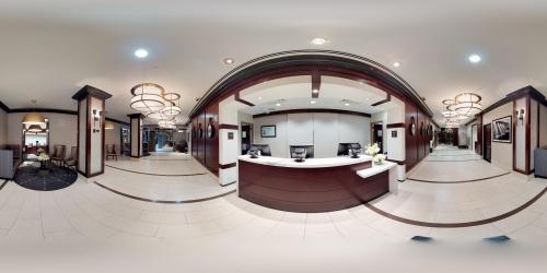  New Album of Westgate New York Grand Central 304 East 42nd Street - Photo 3 of 3