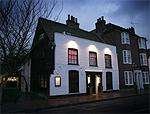  Hengist 7-9 High Street  
