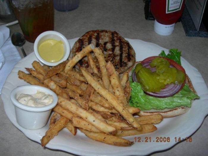  Profile Photos of Hyde Park Bar & Grill South 4521 Westgate Blvd - Photo 19 of 20