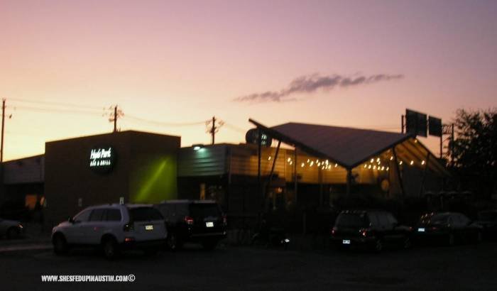  Profile Photos of Hyde Park Bar & Grill South 4521 Westgate Blvd - Photo 17 of 20