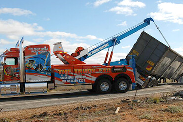  Tow Truck Adelaide of The Truck Factory LOT 6 Angle Vale Cres - Photo 8 of 8