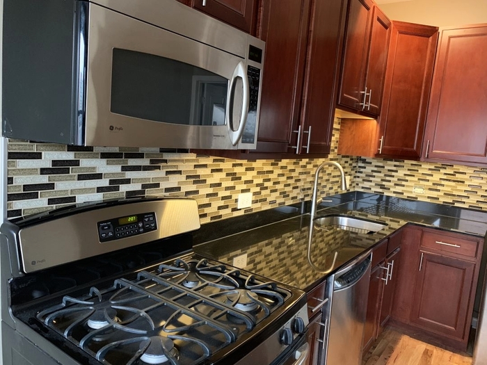 kitchen remodeling Chicago - backsplash tile installation New Album of U.S. Home Construction Inc. 3456 N Harlem Ave - Photo 24 of 25 kitchen remodeling Chicago - backsplash tile installation New Album of U.S. Home Construction Inc. 3456 N Harlem Ave - Photo 24 of 25