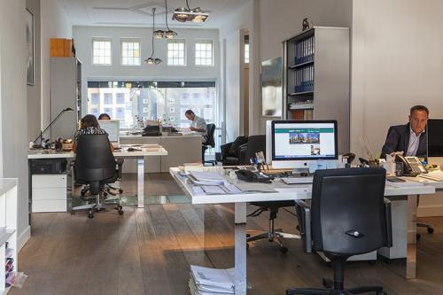  Profile Photos of Haagen & Partners Makelaars Valeriusstraat 98hs - Photo 3 of 4