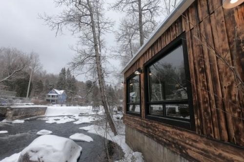  Profile Photos of Le Shed Studio 43 Chemin du Lac Ã‰cho - Photo 2 of 4