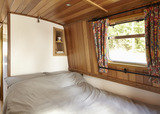 Queenie's double bed at the front of the boat. Star Narrowboat Holidays 14 Quayside Close 