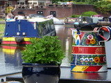 Meet some lovely canal folk along your journey. Star Narrowboat Holidays 14 Quayside Close 