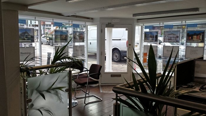  Hamptons International Lettings Sevenoaks of Hamptons International Lettings 24 London Road - Photo 1 of 4