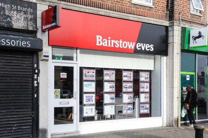  New Album of Bairstow Eves 20 Collier Row Road Collier Row - Photo 6 of 11
