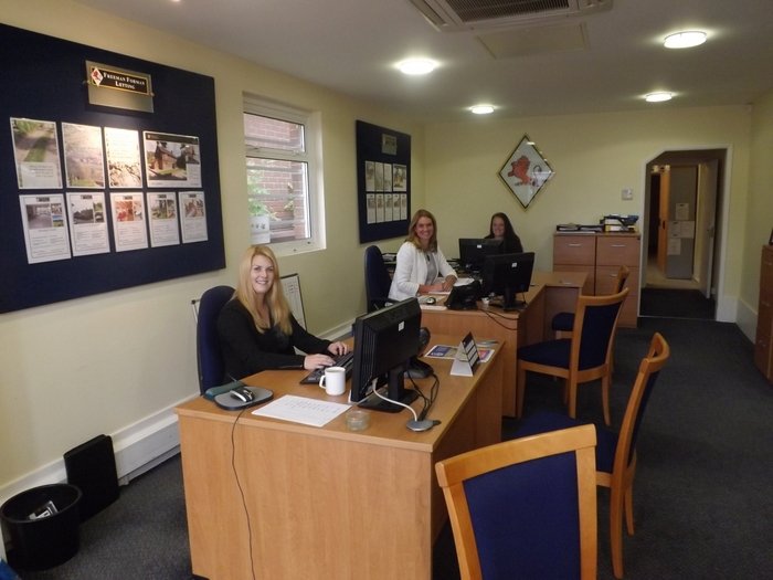  New Album of Freeman Forman Lettings Station Road - Photo 2 of 4