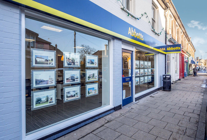  New Album of Abbotts Countrywide 20 Exchange Street - Photo 1 of 8