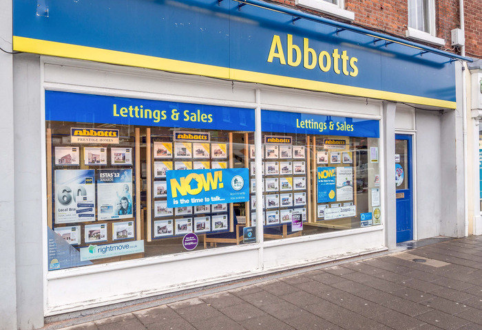  New Album of Abbotts Countrywide 30 Market Place - Photo 1 of 2