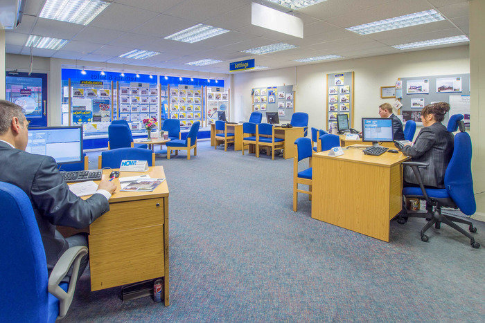  New Album of Abbotts Countrywide 30 Market Place - Photo 2 of 2