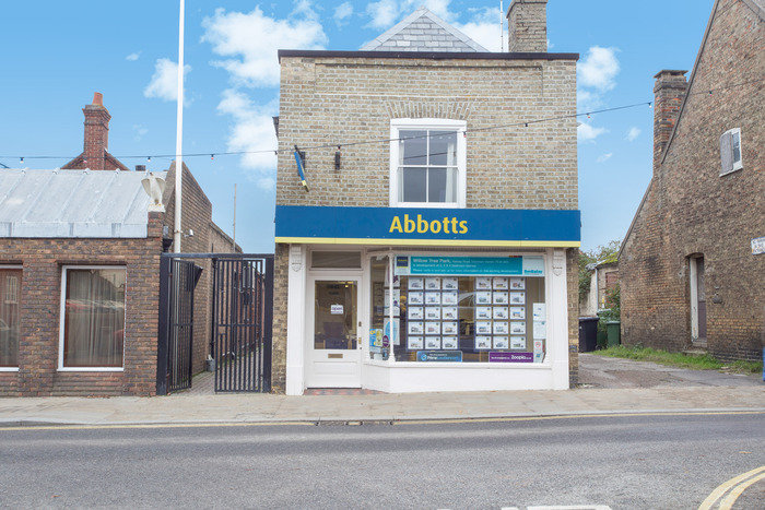  New Album of Abbotts Countrywide 16b Bridge Street - Photo 1 of 7