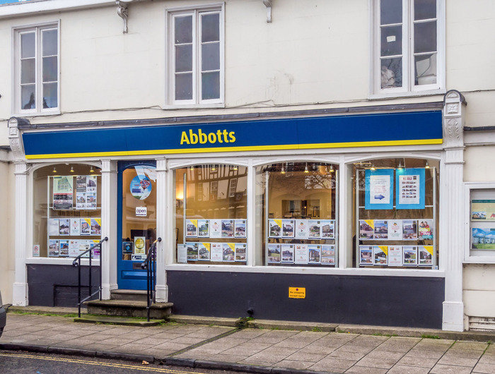 OLYMPUS DIGITAL CAMERA New Album of Abbotts Countrywide 15 Market Place - Photo 1 of 6