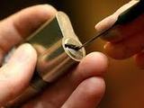 Locksmith Langley, Langley