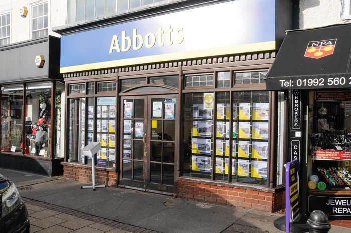  New Album of Abbotts Countrywide 229 High Street - Photo 3 of 4