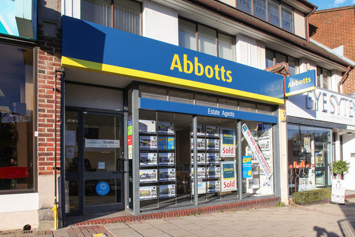  New Album of Abbotts Countrywide 224-226 Hutton Road Shenfield - Photo 4 of 4