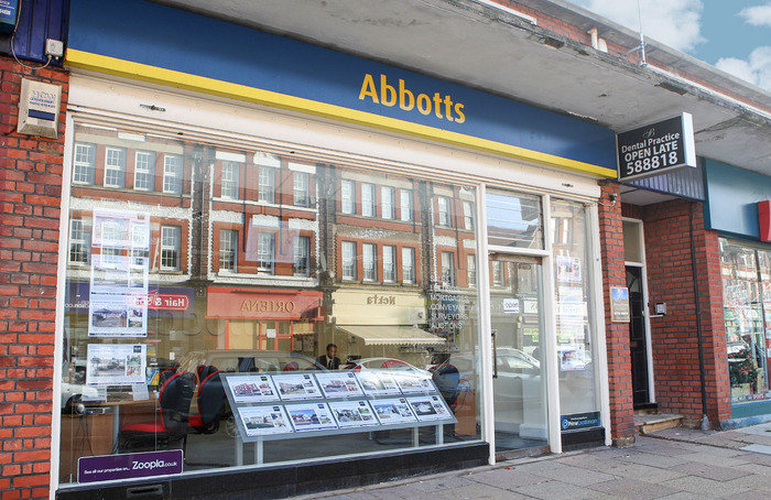  New Album of Abbotts Countrywide 154 The Broadway Thorpe Bay - Photo 1 of 6