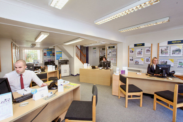  New Album of Abbotts Countrywide 93 Newland Street - Photo 5 of 5
