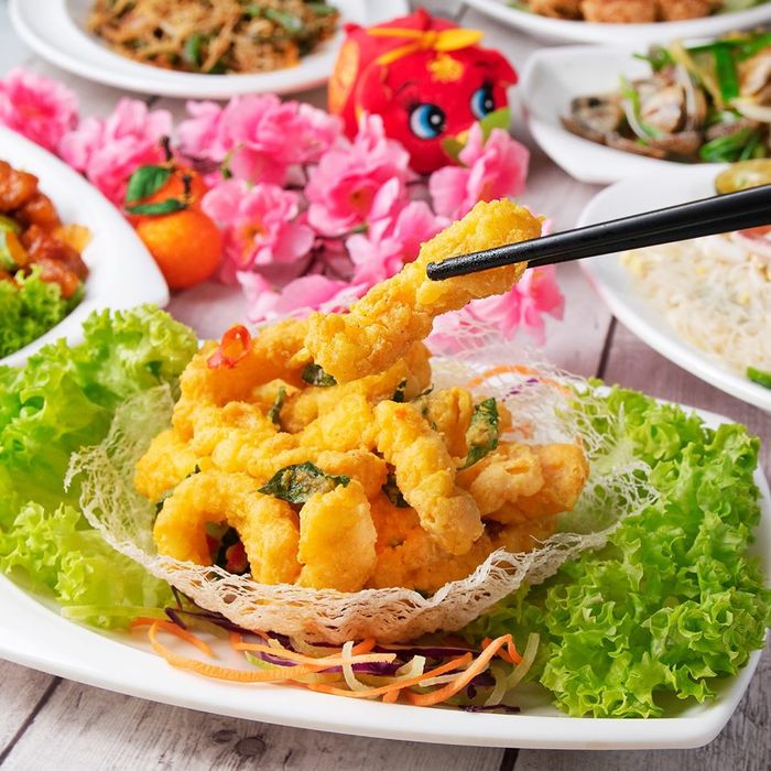  White Restaurant of White Restaurant 22 Jalan Tampang (Opp Sembawang Shopping Centre) - Photo 3 of 6