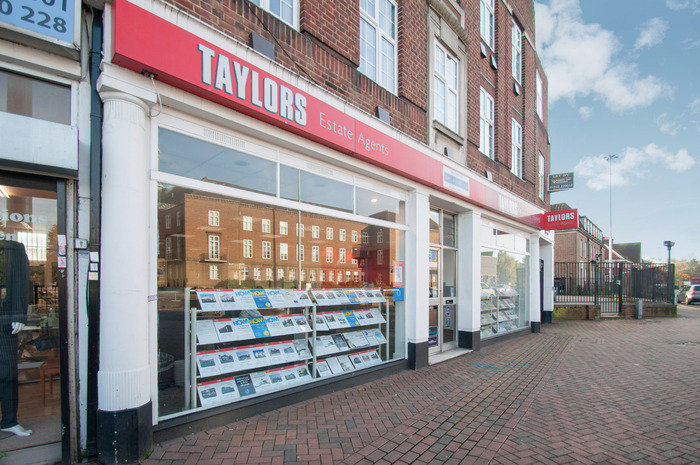  Taylors of Taylors The Parade, 116 High Street - Photo 1 of 2