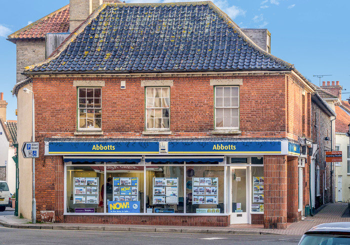 OLYMPUS DIGITAL CAMERA Abbotts Countrywide Holt of Abbotts Countrywide 1 Market Place - Photo 1 of 6