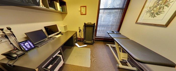  Sydney Heel Pain of Sydney Heel Pain North Sydney Doctors, Level 1, Belvedere Building, 138 Little Walker St - Photo 2 of 3