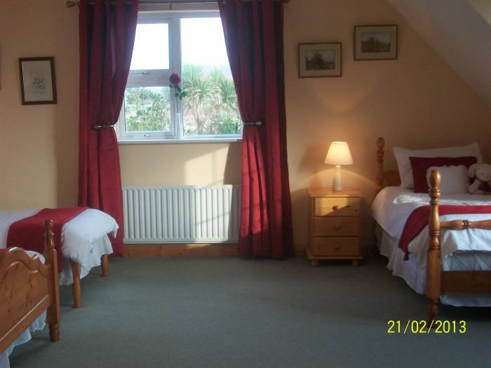  Profile Photos of Atlantic Wave House B & B Mweenish Island, - Photo 7 of 8