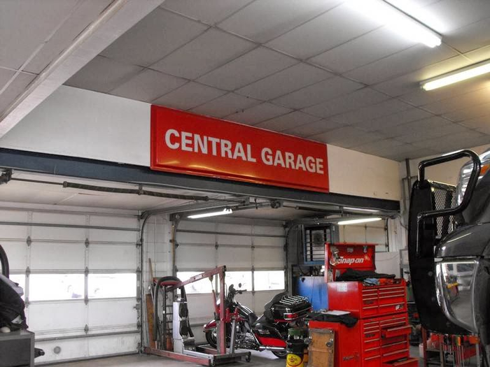  Profile Photos of Central Garage 120 Highway 290 West - Photo 2 of 3