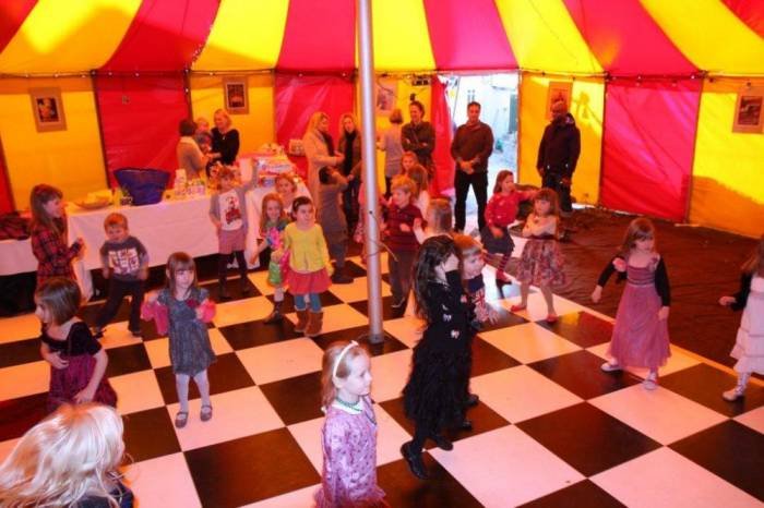 childrens circus party marquee hire of Bigtopmania Swallowcroft, Chapmans well - Photo 41 of 57