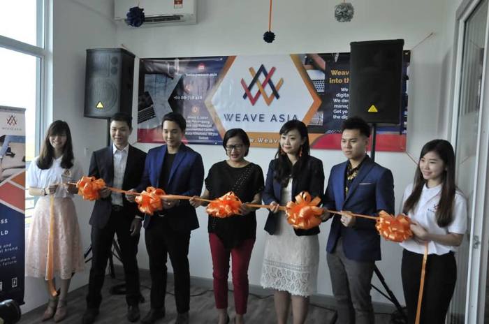  About Us of Weave Asia Weave Asia Pte Ltd 33 Ubi Avenue 3 Vertex,  #05-08, Singapore 408868 - Photo 4 of 5