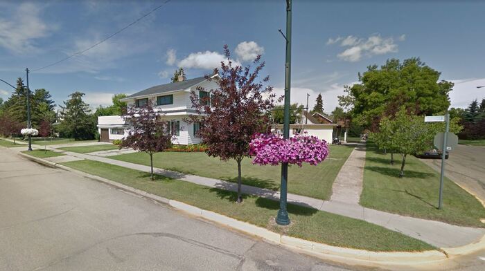  Profile Photos of Park Memorial Funeral Home 5208 50 Ave - Photo 2 of 6