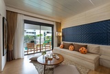 Cookie Suite Living Room DoubleTree by Hilton Phuket Banthai Resort 94 Thaweewong Road, Patong Beach 