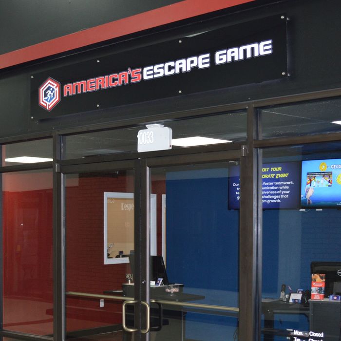  New Album of America's Escape Game 10033 N Dale Mabry Hwy - Photo 1 of 2