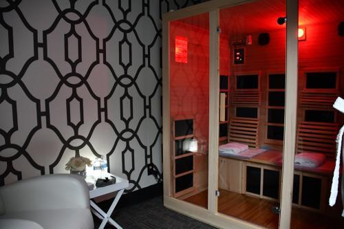  Profile Photos of NuWave Cryotherapy Skin and Light Spa 3425 Austin Bluffs Pkwy, Suite #108 - Photo 4 of 4