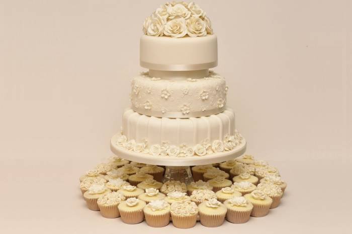  Profile Photos of Finesse Cakes 15a Hockley Rise - Photo 9 of 24