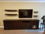  Innovative Cabinets & Closets 17401 Tiller Ct., Suite H 