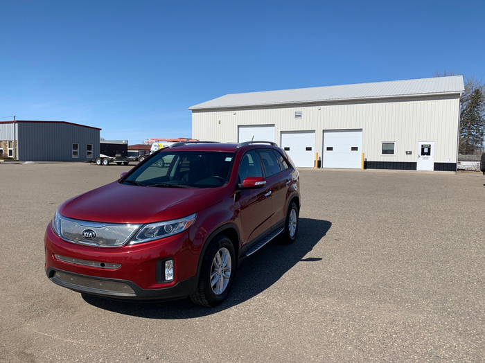  Profile Photos of Sisson Auto Finance and Sales 1625 Parker Boulevard - Photo 4 of 11