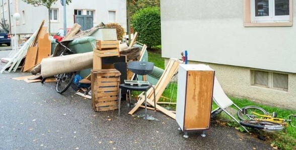  Profile Photos of Junk Removal Toronto | JUNK-WIZ 110 Cumberland Street - Photo 2 of 4
