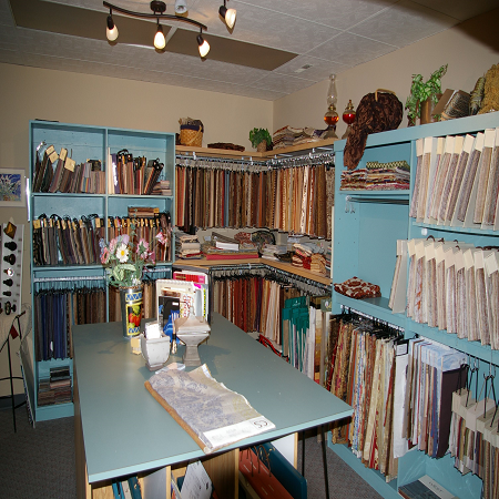  New Album of Decor Fabrics 3800-19 Street NE, #6 - Photo 2 of 5
